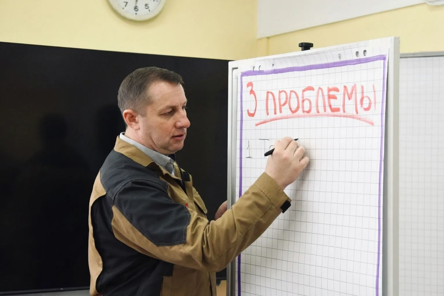 Региональная профориентация в школах: как регионы пытаются удержать выпускников